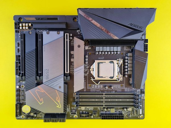 Guide d'installation professionnelle pour écrans portables xnomad